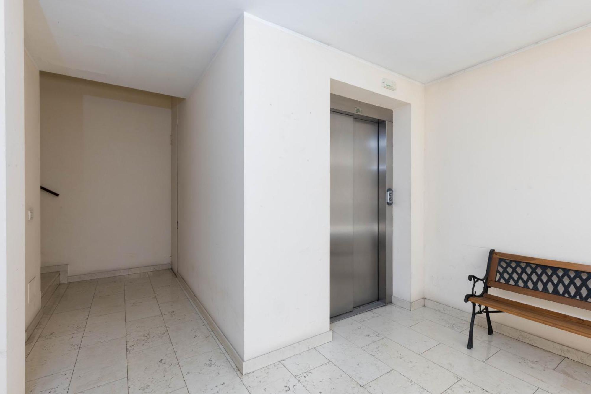 Terrace Milan Con Parcheggio Incluso Apartment Exterior photo